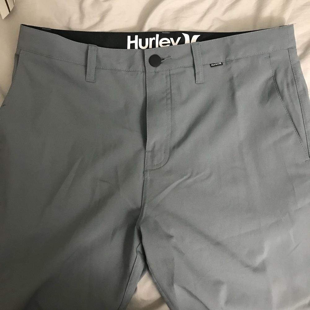 Hurley 32” shorts